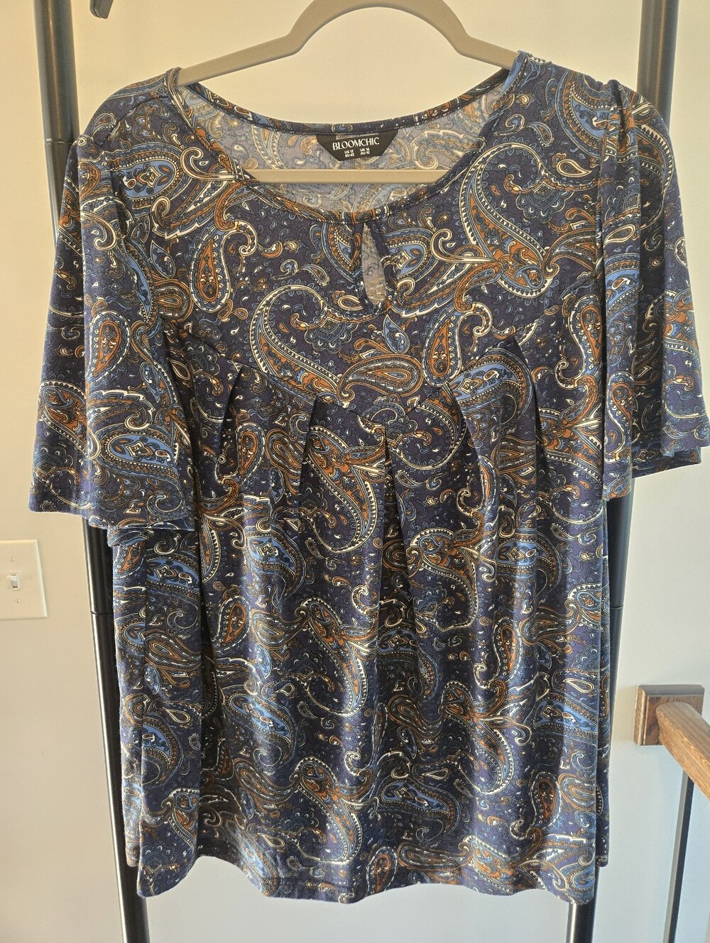 Bloomchic Paisley Print Short Sleeve Top – Navy & Rust – US 12 / EU 42